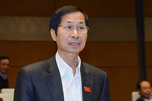 Chất vấn: Nói đúng thì không sợ đụng chạm