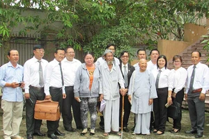 Rút yêu cầu khởi tố ở phúc thẩm, tính sao?