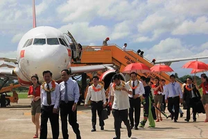 Cần Thơ: Hỗ trợ đường bay mới bị lỗ tối đa 8 tỉ đồng