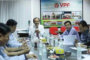 VPF thay bình mới, rượu vẫn cũ