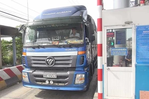 BOT Cai Lậy: Ùn tắc thì xả trạm, hết ùn sẽ... thu tiếp