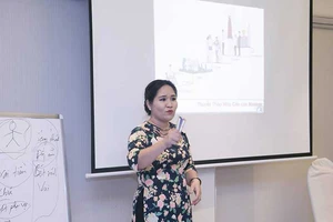 Không phải bình đẳng là đàn bà hùng hổ như đàn ông