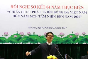 Phó thủ tướng Vũ Đức Đam ‘bắt bệnh’ bóng đá VN