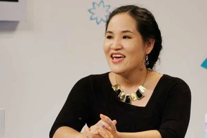 Nhiều bé gái còn nhỏ đã phải học làm dâu