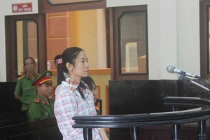 Trả hồ sơ vụ 1 bị cáo có 37 luật sư bào chữa