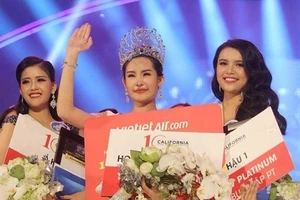 Đừng để vương miện hoa hậu thành vòng kim cô