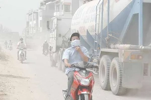 Chỉ số không khí ở Hà Nội, TP.HCM vượt mức nguy hiểm