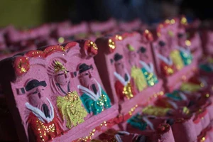 Làng ông Công, ông Táo sôi nổi mùa Tết