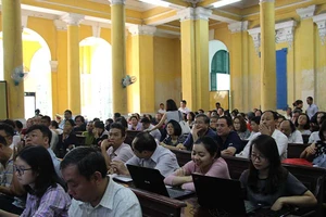 Tạm ngừng cuộc chiến pháp lý giữa Vinasun và GrabTaxi