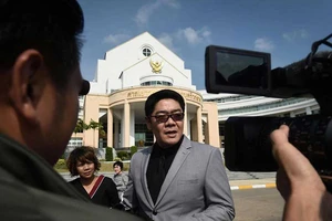 Thiếu gia Nhật làm ‘cha đơn thân’ của 13 đứa bé