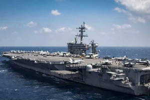 Uy lực siêu tàu sân bay Mỹ sắp đến Việt Nam