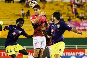 NutiCafé V-League 2018: Sự ‘cô đơn’ trên đỉnh