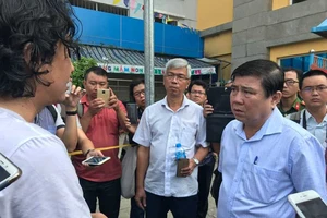 Nhiều lãnh đạo thăm hỏi nạn nhân vụ cháy chungcư Carina