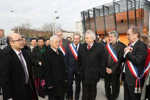 Tổng Bí thư bắt đầu thăm chính thức Cộng hòa Pháp