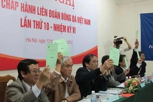 Sao không tranh ghế bằng chương trình hành động?