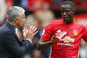 Mourinho lại sai lầm với phi vụ mua trung vệ Barca