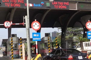 Xe không dán thẻ thu giá không dừng, phạt sao?