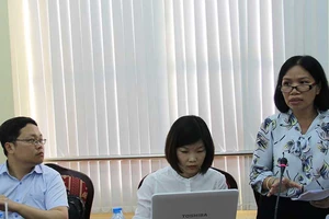 Câu cá kênh rạch nội thành, dùng container để ở: Khó xử lý!