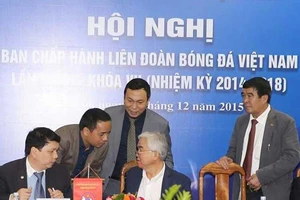 Không vô địch AFF Cup hay SEA Games cũng vứt!