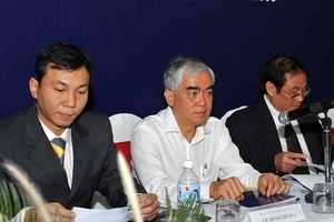 Bộ VH-TT&DL triệu tập lãnh đạo VFF vụ các ông bầu đấu đá