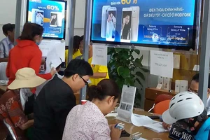 Lỗi nhà mạng, sao chúng tôi phải chịu?