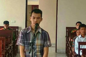 Cầm xe máy của bạn nhưng vờ bị công an giữ