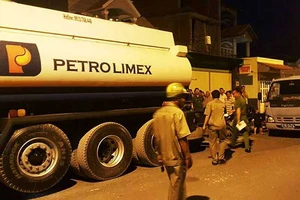 Hai tháng theo dấu nhóm trộm xăng ở Nhà Bè