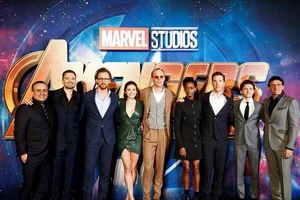 Bom tấn Avengers cán mốc 1 tỉ USD chỉ sau 11 ngày công chiếu