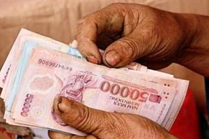 Đang chấp hành án tù có được nhận lương hưu?