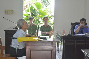 Vụ Nguyễn Khắc Thủy: “Phải để thẩm phán độc lập xét xử“