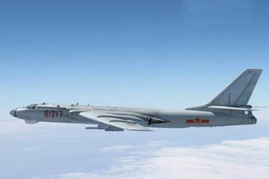 Trung Quốc đe dọa tàu thuyền, máy bay ở biển Đông