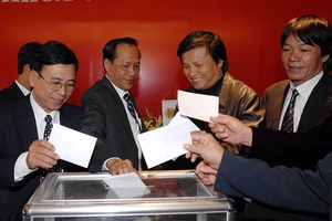 Đại hội VFF cần đề án tranh cử hơn đi cửa hậu