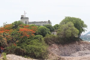 Cho thuê đất khu di tích lầu Bảo Đại giá bèo