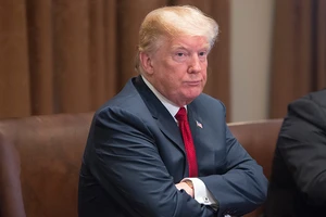 Gần hết thời hạn, NAFTA vẫn bế tắc