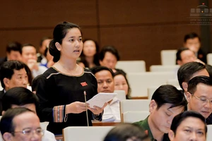 ‘Bộ trưởng có dũng khí là dám hiên ngang từ chức!’