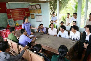 Đọc lời xin lỗi 2 phút, VKS bị phản ứng