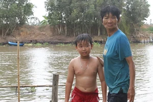 Người phụ nữ Đồng Tháp được thế giới vinh danh tài dạy bơi