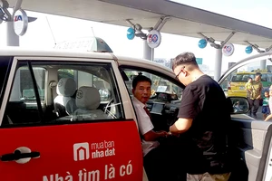 Quản taxi công nghệ: Cứ theo quy luật thị trường