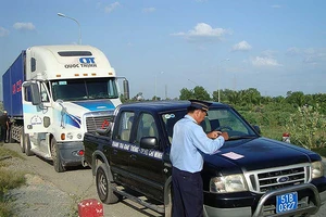 Tước bằng lái 150 lái xe vi phạm