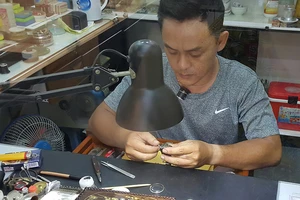 Vị cứu tinh của đồng hồ cổ