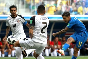 Brazil - Costa Rica 2-0: Coutinho cứu vớt cho Brazil