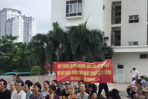 Cư dân phản đối ban quản trị về phí bảo trì
