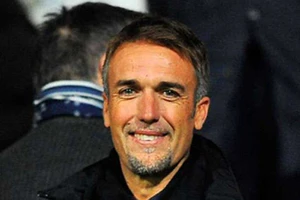 Batistuta: Argentina sẽ thắng Pháp