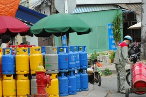 Giải cứu nhà kinh doanh gas nhỏ khỏi cửa tử