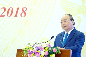 Thủ tướng: ‘Cứ sợ, né trách nhiệm thì sao phát triển’