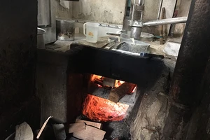 Cơ sở sản xuất bún ‘hành’ cả xóm