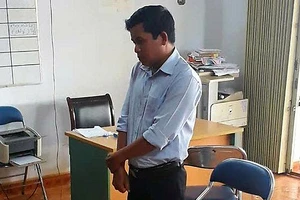 1 cán bộ nhà, đất lãnh 5 năm tù