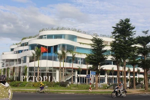 Đấu giá đất vàng ở Phú Yên: Nhiều chuyện lạ!