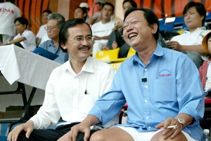 Sống đẹp như bầu Hưng!