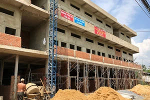 Căn hộ mini: Sao chỉ dân được xây?